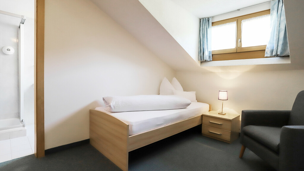 Single room without balcony