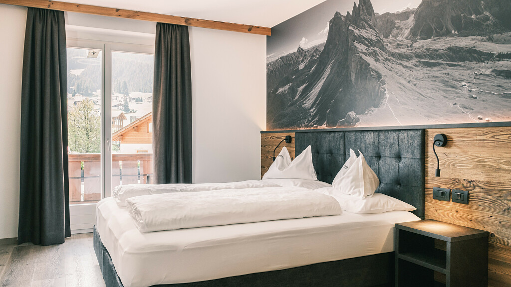 Room Sella