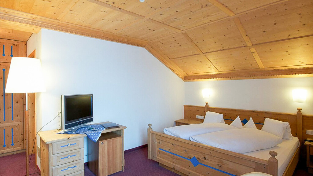 Double rooms Interski "Sassongher view"