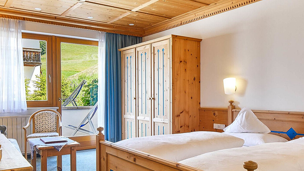 Double room Interski with Col Alto view