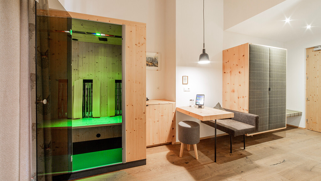 Suite with Infrared-Cabin