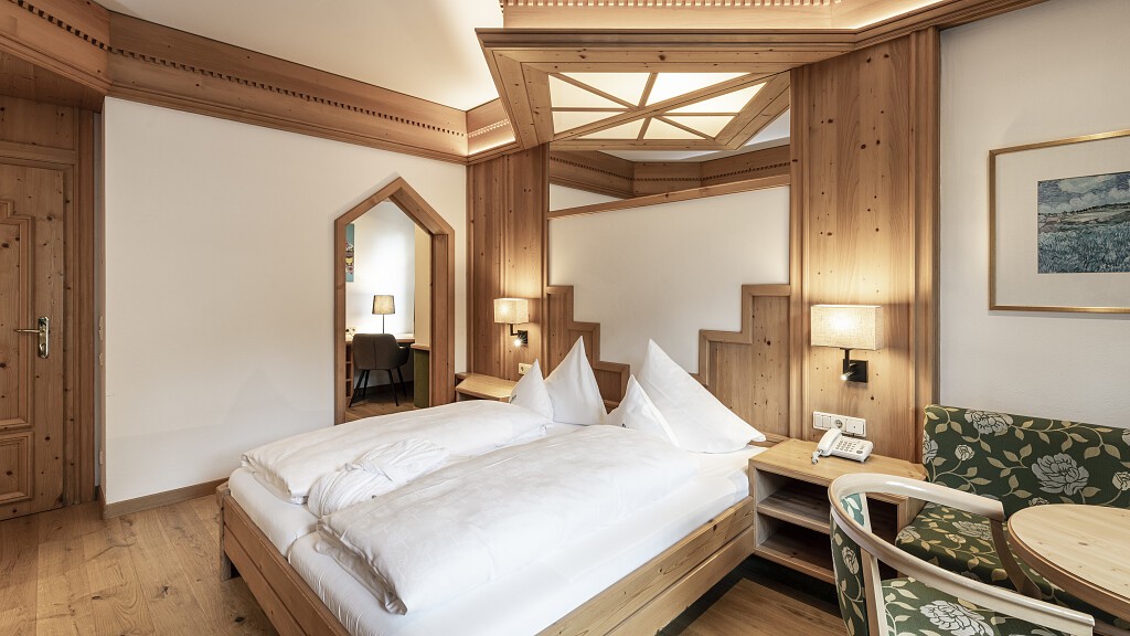 Superior "Pustrissa" Family