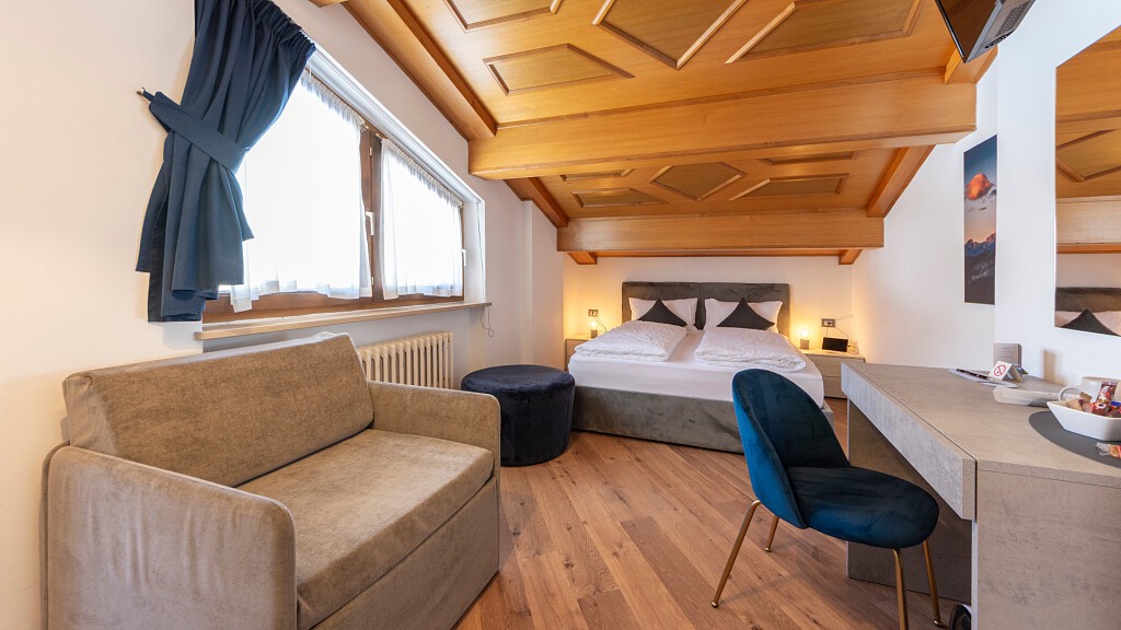 Smart View Dreibettzimmer mit Balkon