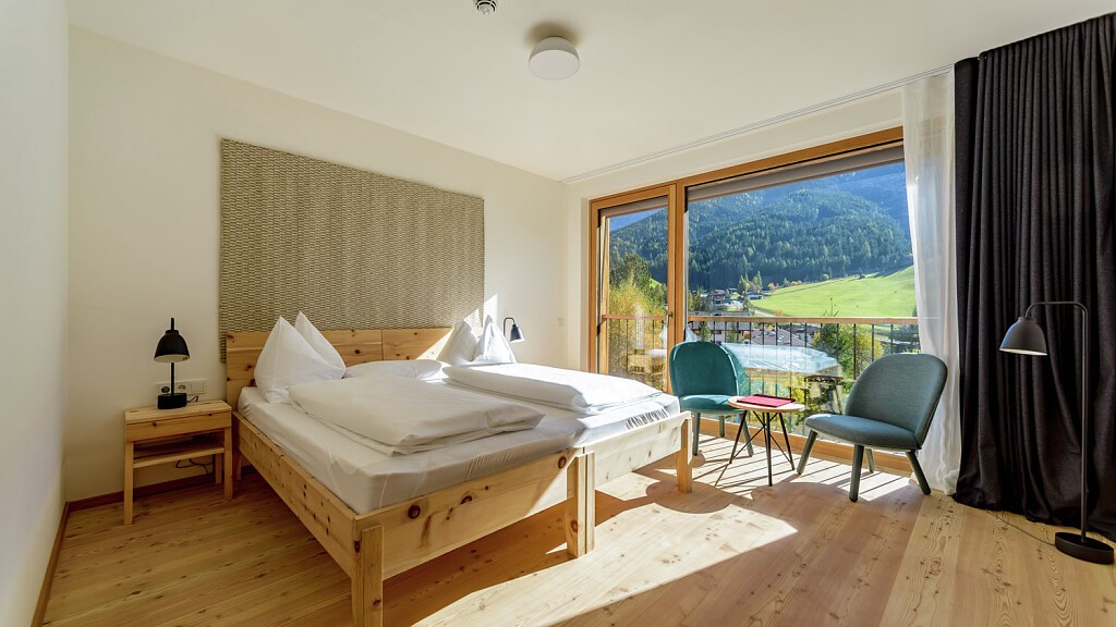 Double room south with Dolomite view