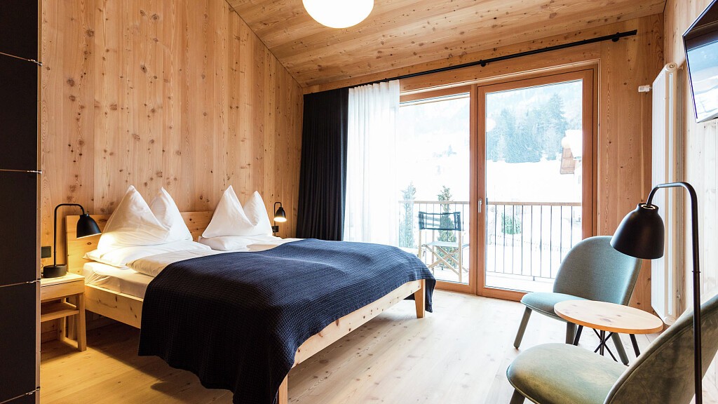 Chalet Double room with balcony and Dolomite view
