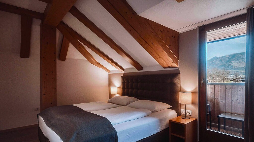 Camera matrimoniale Low Budget