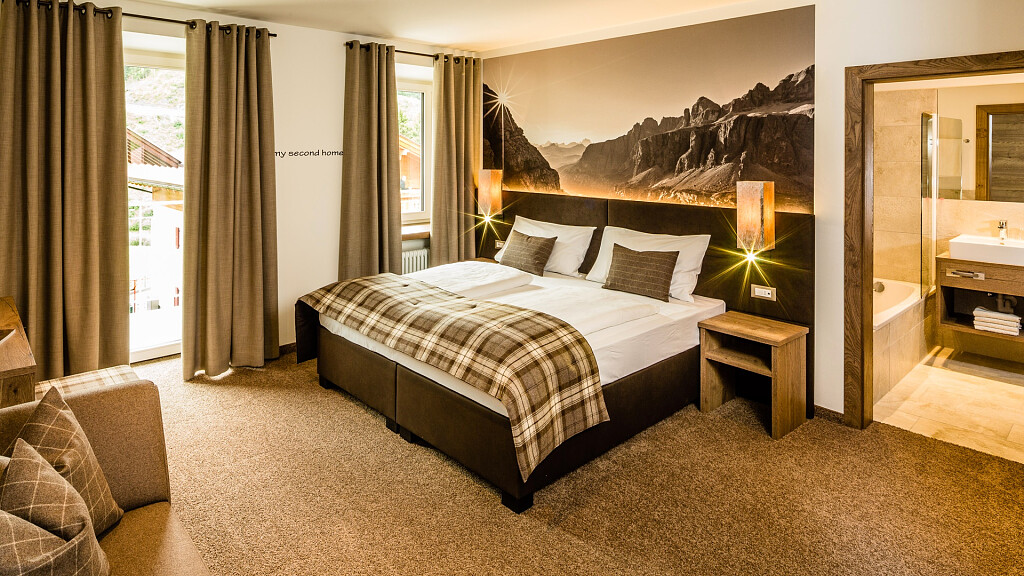 Superior Plus room