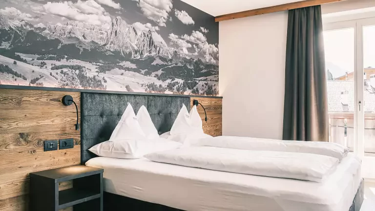 Room Sella