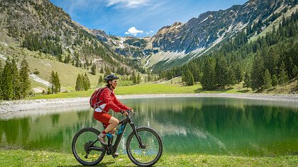 E-bike in winter in the Dolomites