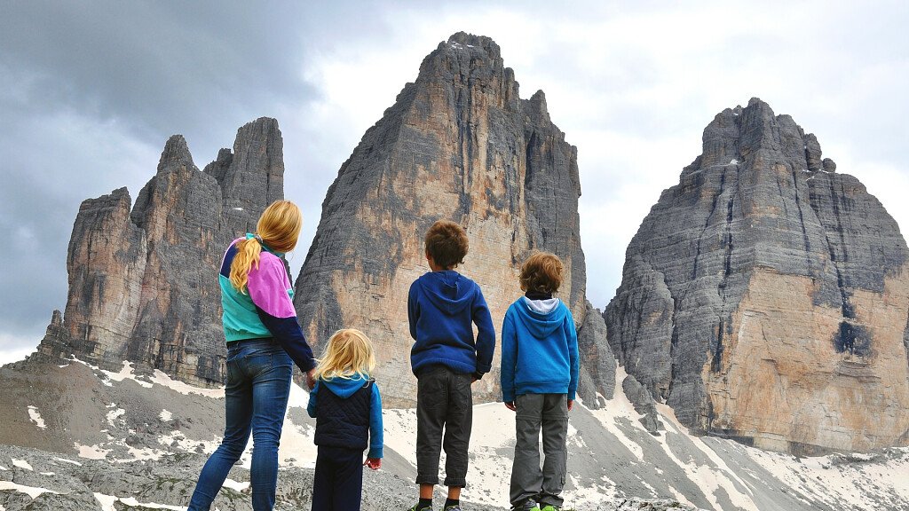 Familienurlaub in den Dolomiten: Familienhotel, Angebote und Touren