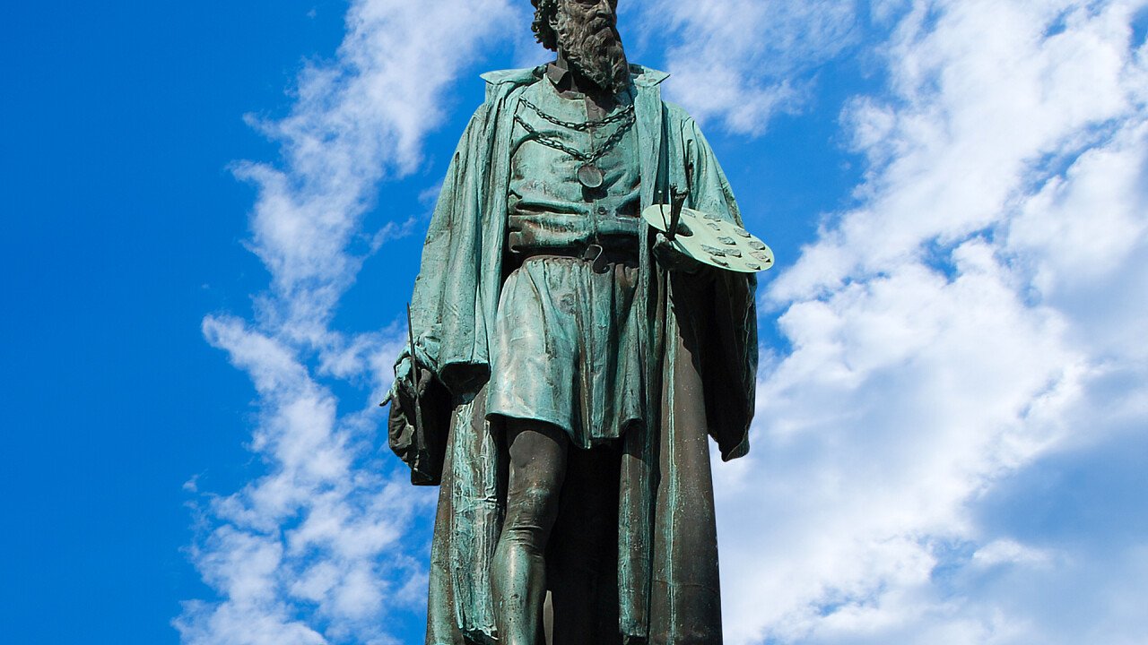 statua_del_tiziano_dreamstime_alberto_masnovo