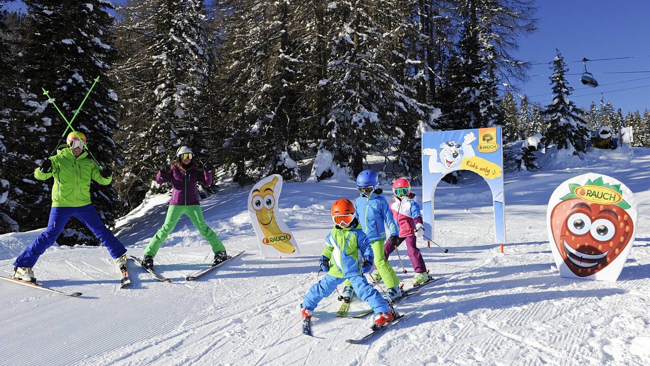 scuola_sci_bambini_carezza_val_d_ega_turismo_laurin_moser