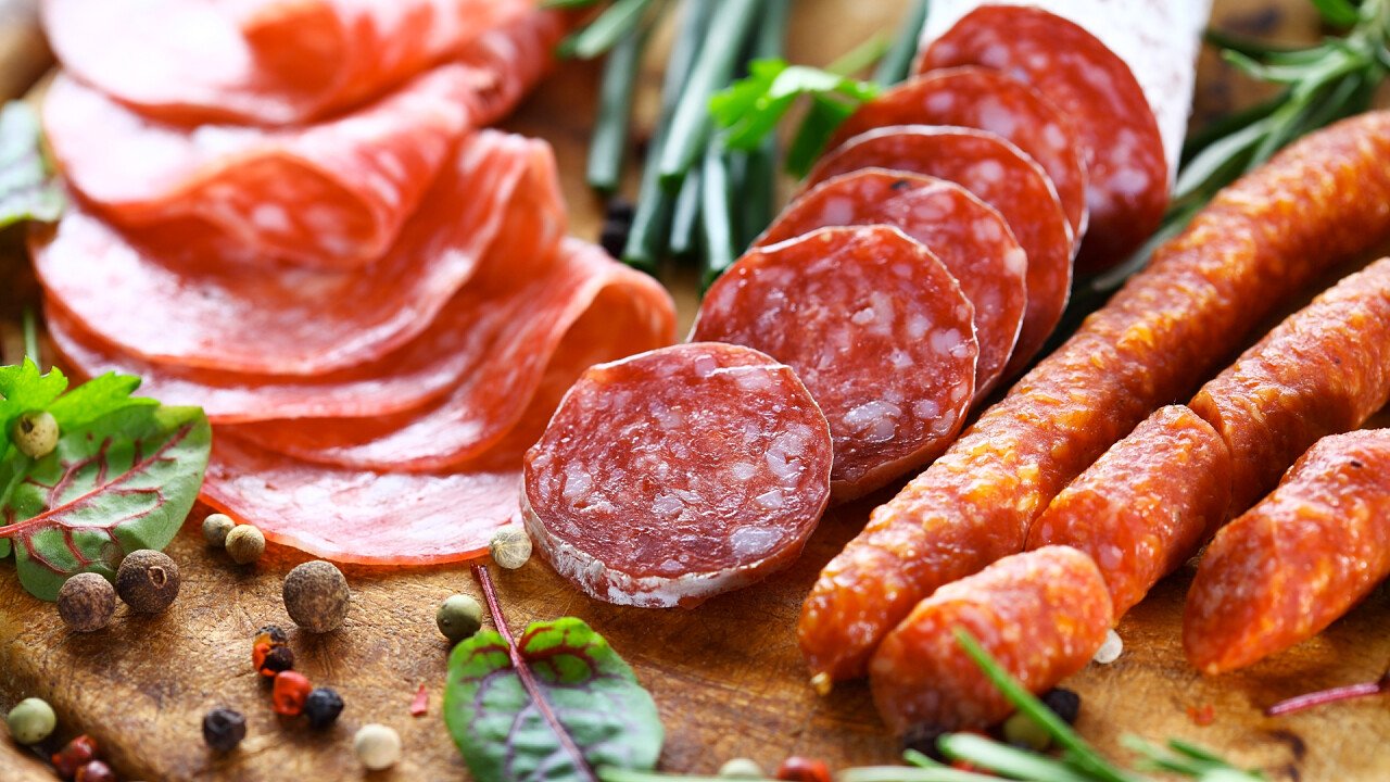salami_depositphotos