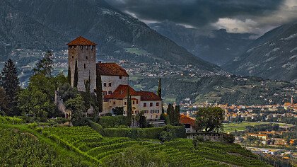 arco_castello_trentino_pixabay