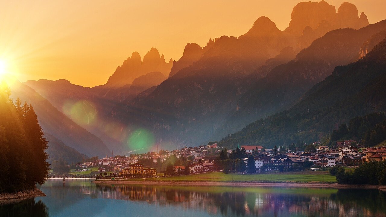 lago_auronzo_di_cadore_depositphotos