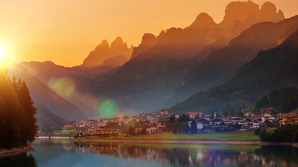 Urlaub zwischen wunderschönen Flüssen, Wasserfällen und Seen der Dolomiten