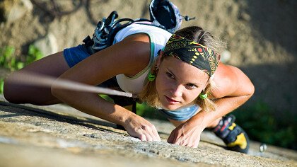 bambini_arrampicata_indoor_shutterstock