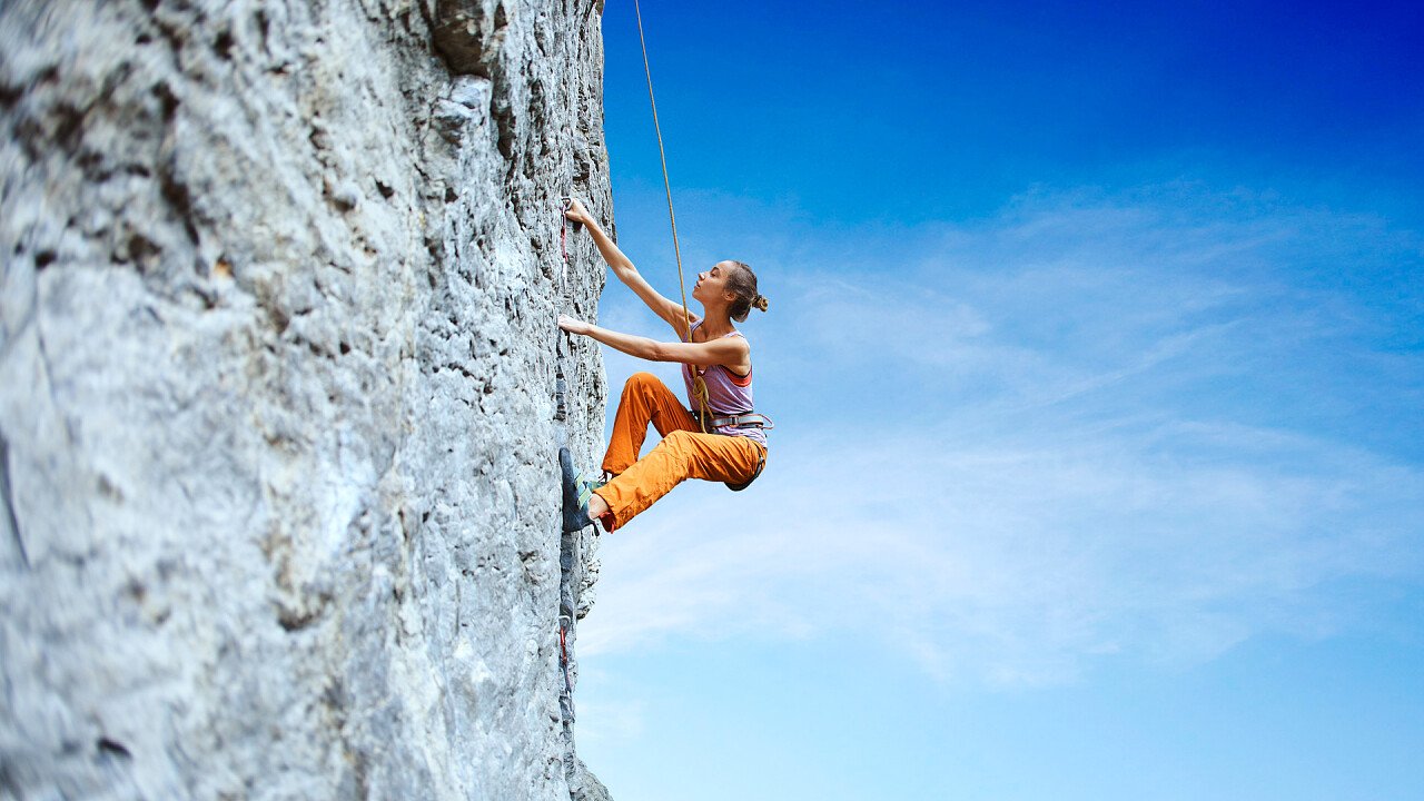 donna_scalata_roccia_shutterstock