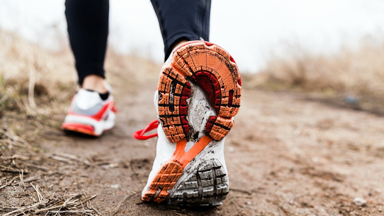 scarpe_trail_running_depositphotos