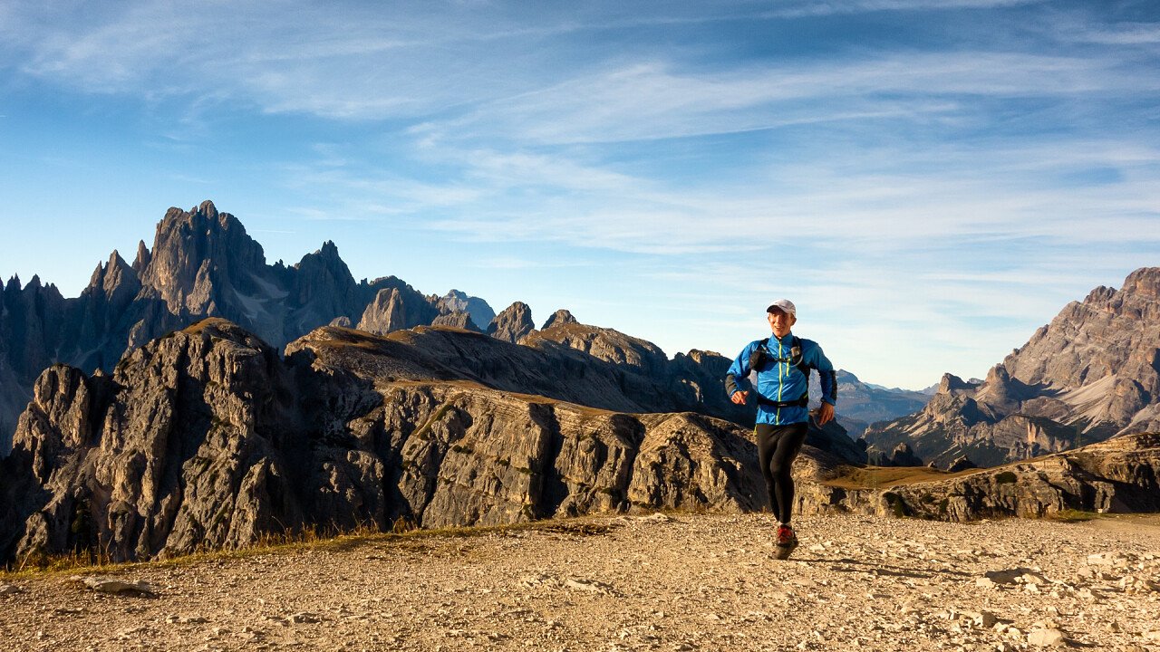 dolomiti_corsa_in_montagna_shutterstock