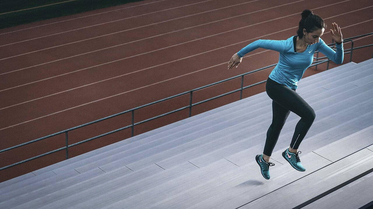 donna_allenamento_corsa_pixabay_StockSnap