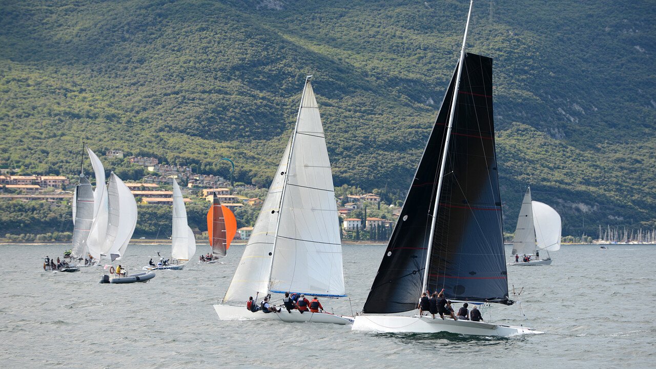 regata_barche_vela_shutterstock