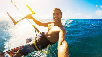 kitesurf_al_lago_pixabay_baluda