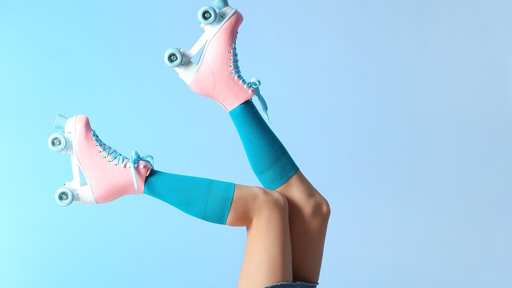 Con i pattini a rotelle sulle Dolomiti