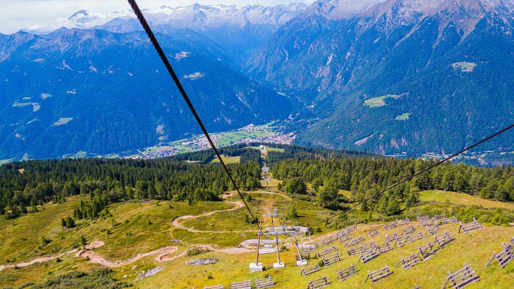 Skiing in Campiglio Dolomiti di Brenta: Madonna di Campiglio, Pinzolo and Folgarida-Marilleva
