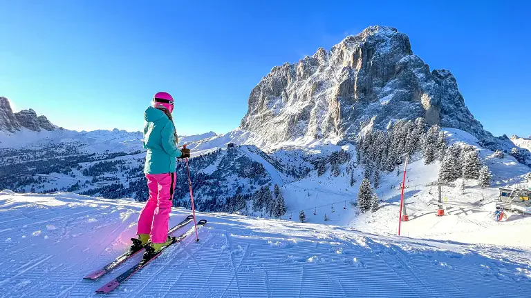 Skiing in Val Gardena in the Dolomiti Superski